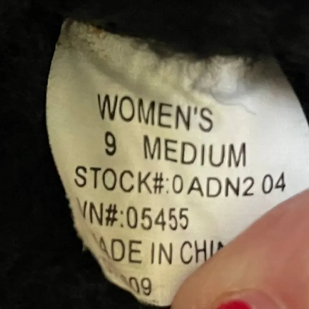 L.L. Bean Black Suede Primaloft Boot - 072609 - Women's Size 9M